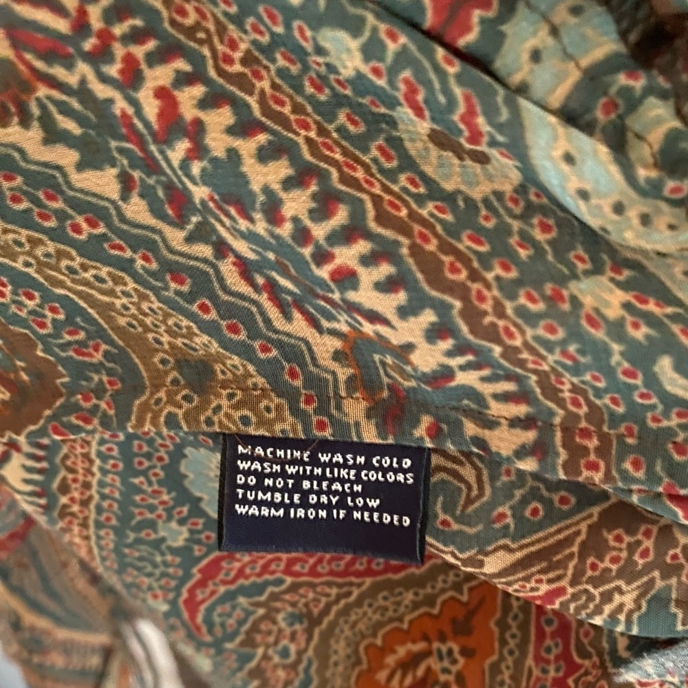 American Living Brown Paisley Woman’s Blouse Size L - Vibrant Color - Picture 7 of 8